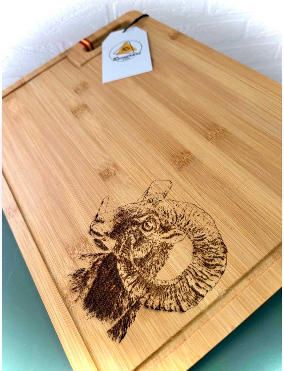 Tabla de Corte Personalizada de Muflón